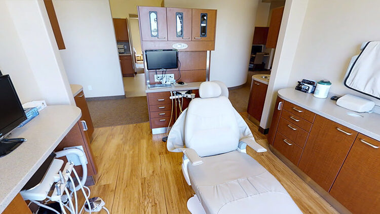 Signature Smiles-Kenyon Oyler DDS-Meridian Dentist-Office